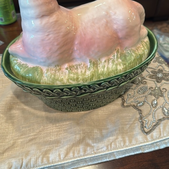 Vintage Portuguese Majolica Ceramic Tureen With Lamb... - Picture 8 of 10